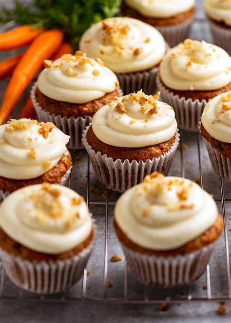 How many protein are in carrot cake cupcakes - calories, carbs, nutrition