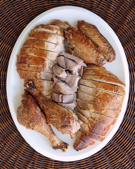 How many protein are in carved smoked turkey platter - calories, carbs, nutrition