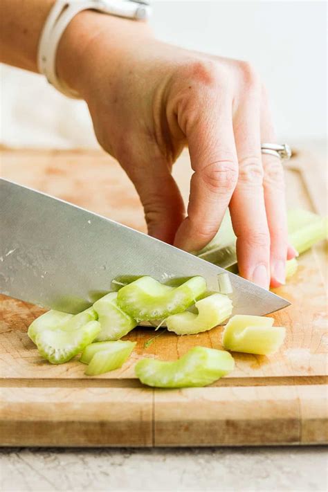 How many protein are in celery bias cut 1/4