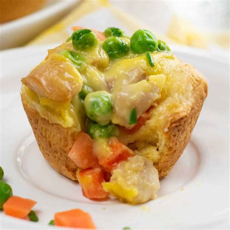 How many protein are in cerner kids chicken pot pie - calories, carbs, nutrition