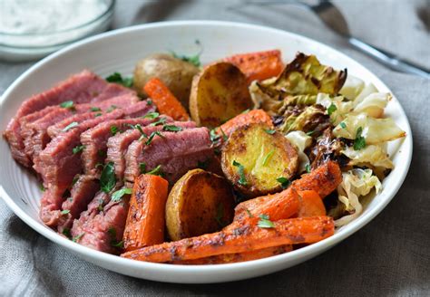 How many protein are in cerners corned beef with cabbage, potatoes and carrots - calories, carbs, nutrition