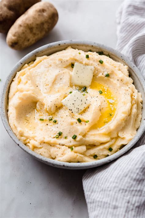 How many protein are in cheddar fresh mashed potatoes - calories, carbs, nutrition