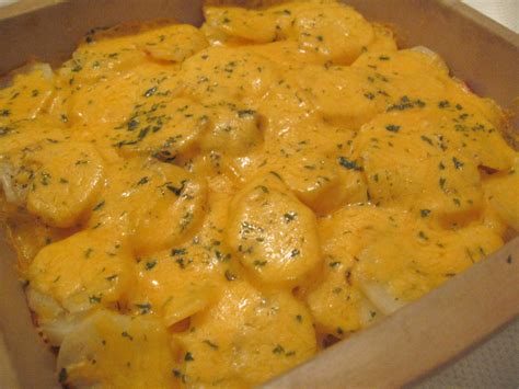 How many protein are in cheddar potato bake - calories, carbs, nutrition