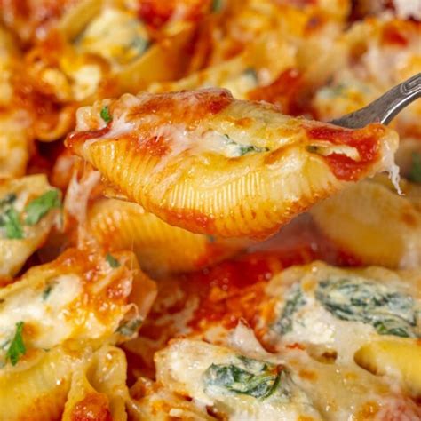 How many protein are in cheese stuffed pasta - calories, carbs, nutrition