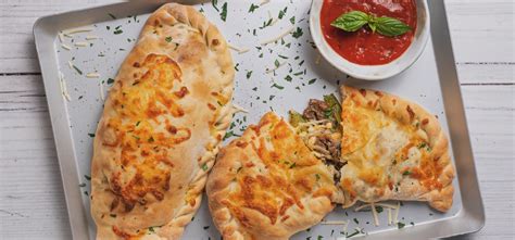 How many protein are in cheesesteak calzone - calories, carbs, nutrition
