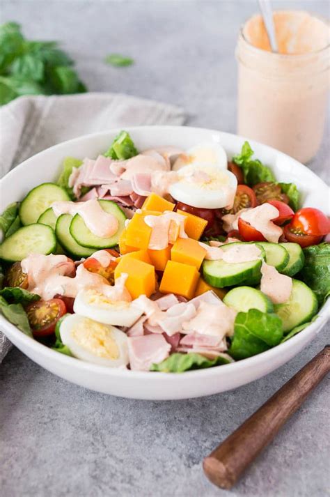 How many protein are in chef's salad (chop) - calories, carbs, nutrition