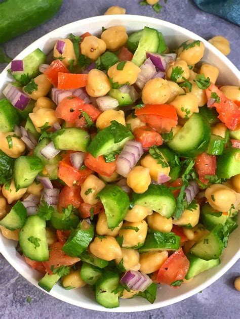 How many protein are in chermoula tomato chickpea salad - calories, carbs, nutrition