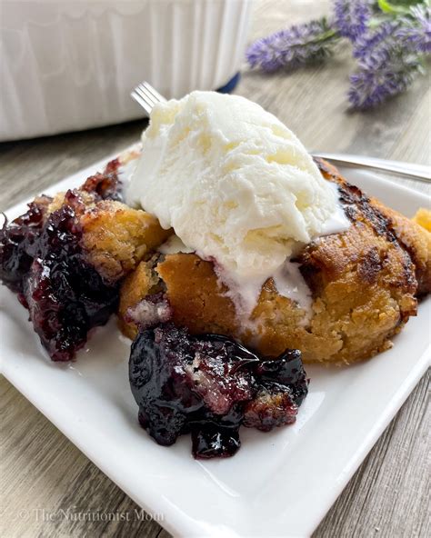 How many protein are in cherry cobbler - calories, carbs, nutrition