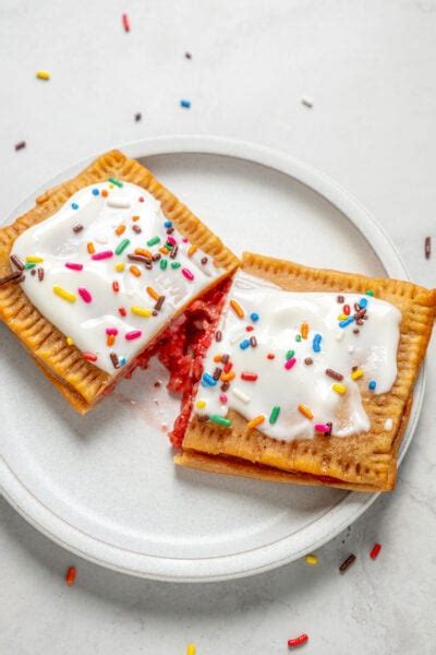 How many protein are in cherry pop-tarts - calories, carbs, nutrition