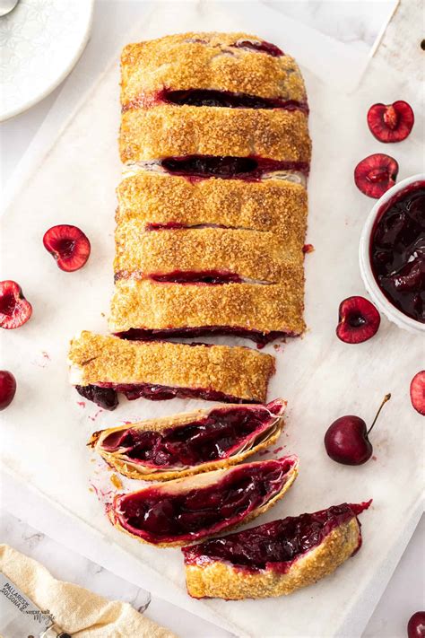 How many protein are in cherry strudel - calories, carbs, nutrition