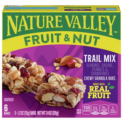 How many protein are in chewy trail mix fruit & nut bar - calories, carbs, nutrition