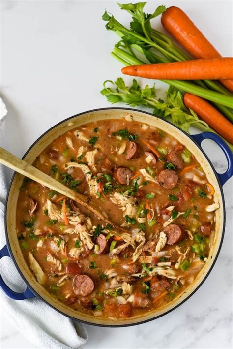 How many protein are in chicken and sausage gumbo - calories, carbs, nutrition