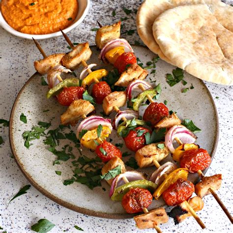 How many protein are in chicken and tomato skewers - calories, carbs, nutrition