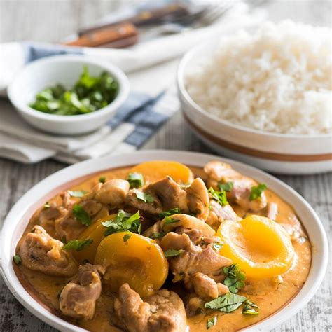How many protein are in chicken apricot curry stew (22787.0) - calories, carbs, nutrition