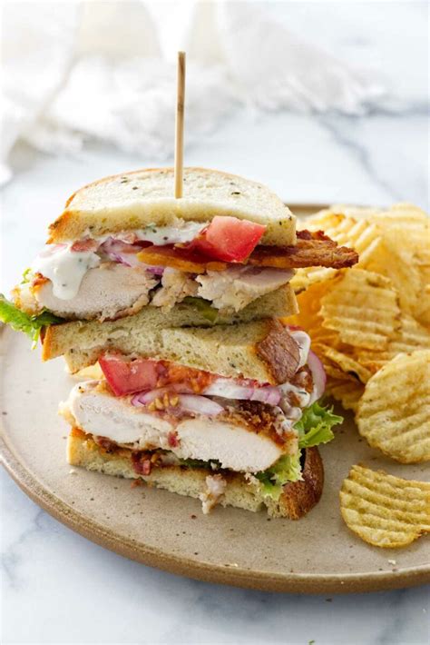 How many protein are in chicken bacon ranch sandwich - calories, carbs, nutrition