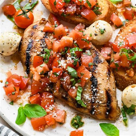 How many protein are in chicken bruschetta knife & fork sand - calories, carbs, nutrition