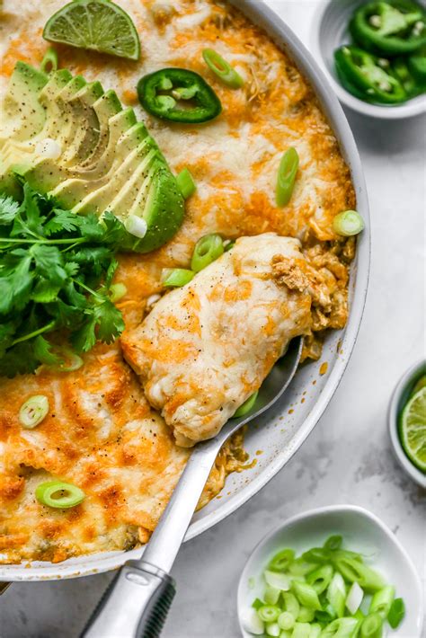 How many protein are in chicken enchiladas with green chiles - calories, carbs, nutrition