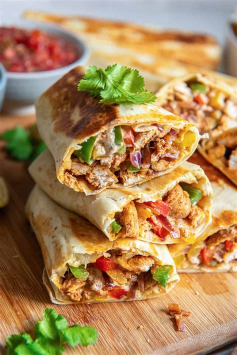 How many protein are in chicken fajita wrap with wedges - calories, carbs, nutrition