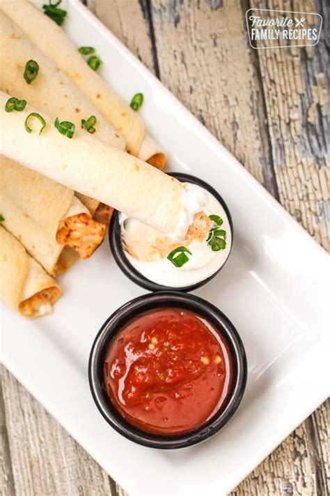 How many protein are in chicken flautas - calories, carbs, nutrition