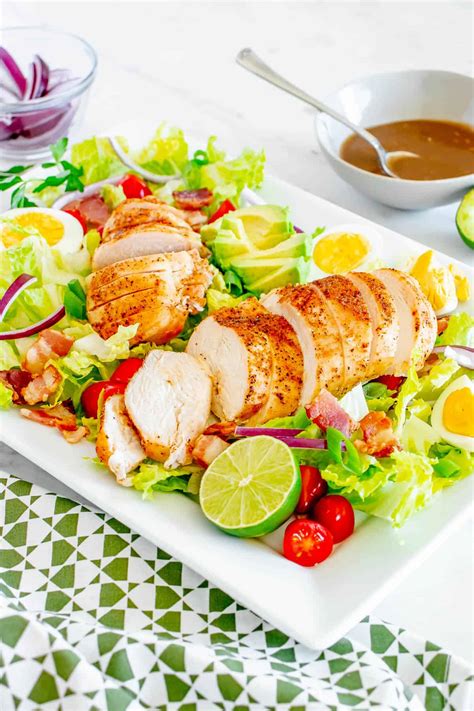 How many protein are in chicken salad club on wheat, withapple slices - calories, carbs, nutrition