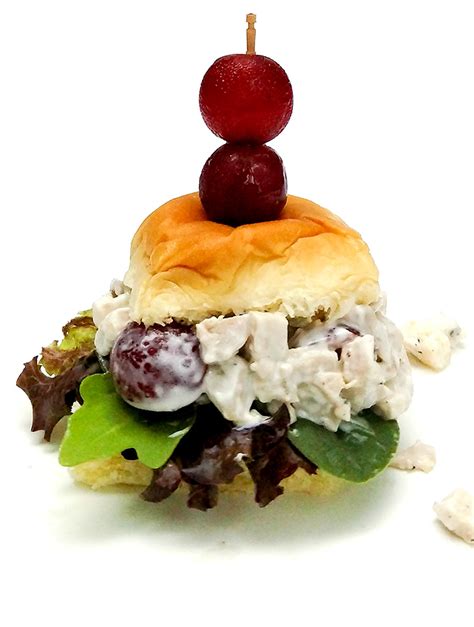 How many protein are in chicken salad slider - calories, carbs, nutrition