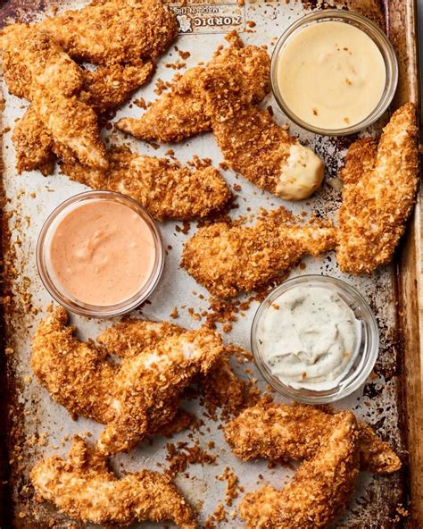 How many protein are in chicken tender crispy sauce trio 3 ea - calories, carbs, nutrition