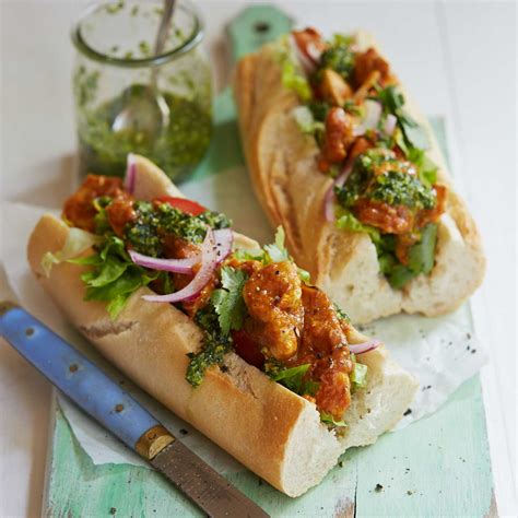 How many protein are in chicken tikka baguette - calories, carbs, nutrition