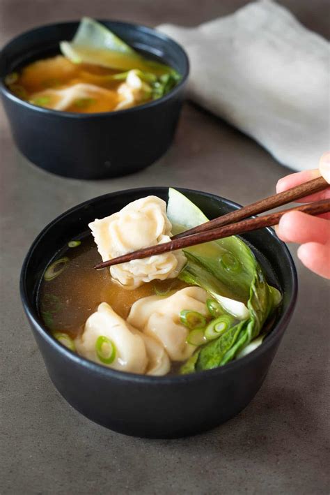 How many protein are in chicken wonton soup - calories, carbs, nutrition