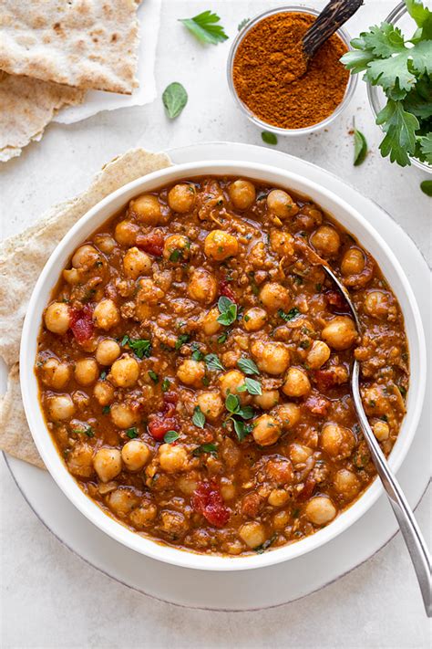 How many protein are in chickpea soup with chilies and cilantro - calories, carbs, nutrition