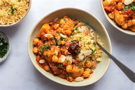 How many protein are in chickpea tagine with couscous - calories, carbs, nutrition