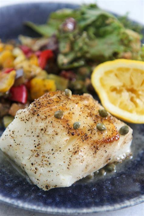 How many protein are in chilean sea bass lemon crab crumbs (77646.0) - calories, carbs, nutrition