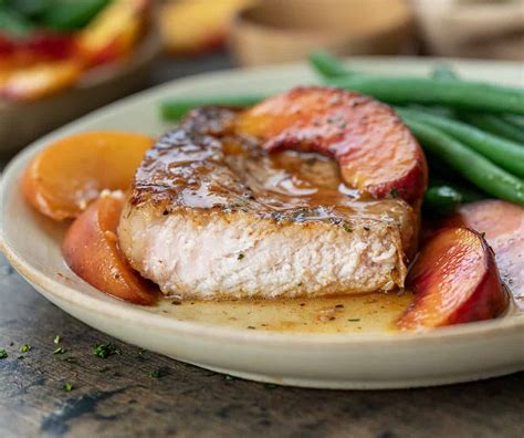 How many protein are in chipotle glazed pork chops (bostwick) - calories, carbs, nutrition