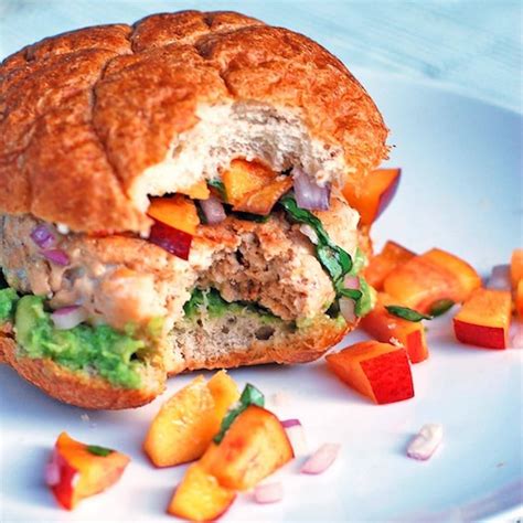How many protein are in chipotle mayo turkey burger - calories, carbs, nutrition