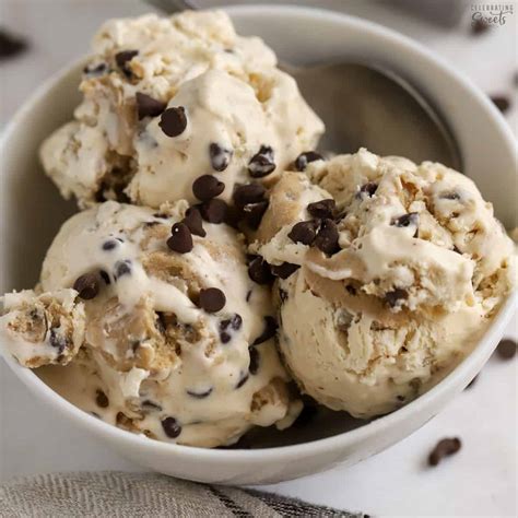 How many protein are in chocolate chip cookie dough ice cream - calories, carbs, nutrition