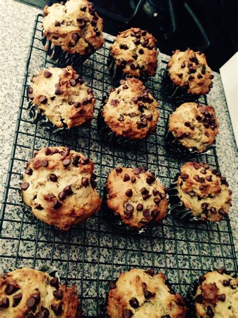 How many protein are in chocolate chocolate chip muffins - calories, carbs, nutrition