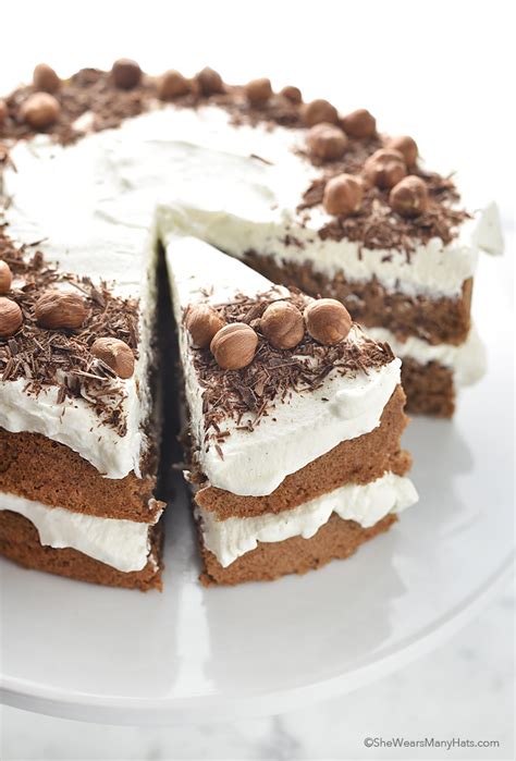 How many protein are in chocolate hazelnut cappuccino torte - calories, carbs, nutrition