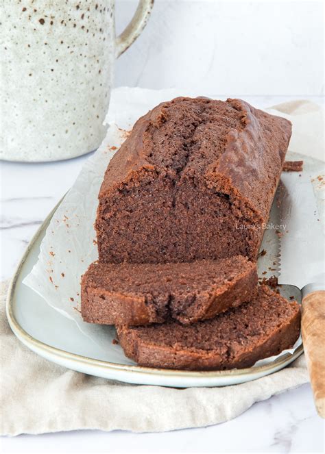 How many protein are in chocolate loaf cake - calories, carbs, nutrition