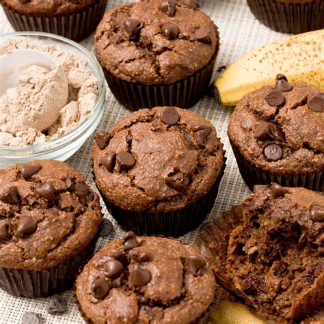 How many protein are in chocolate muffin - calories, carbs, nutrition