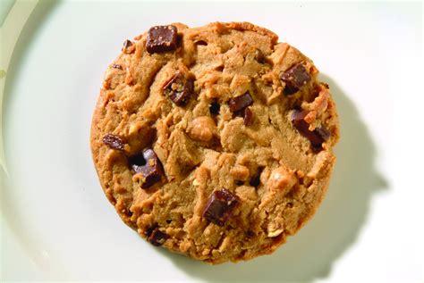 How many protein are in chocolate peanut butter flutter cookie - calories, carbs, nutrition