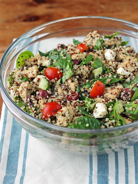 How many protein are in chopped sesame chicken and quinoa salad - calories, carbs, nutrition