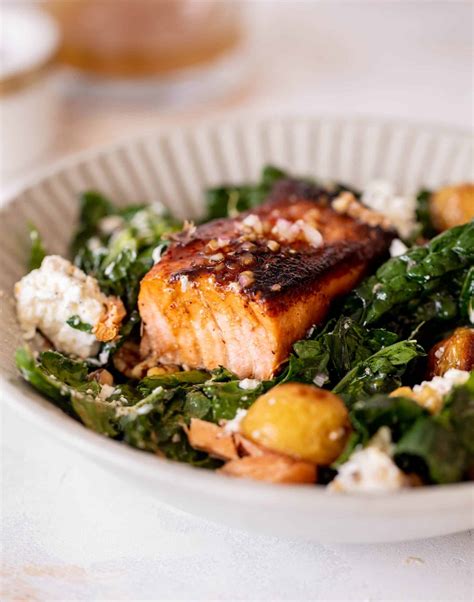 How many protein are in cider salmon salad - calories, carbs, nutrition