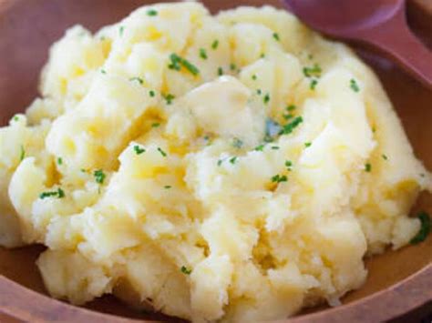 How many protein are in cilantro mashed potatoes - calories, carbs, nutrition