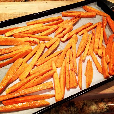 How many protein are in cinnamon chipotle sweet potato fries - calories, carbs, nutrition