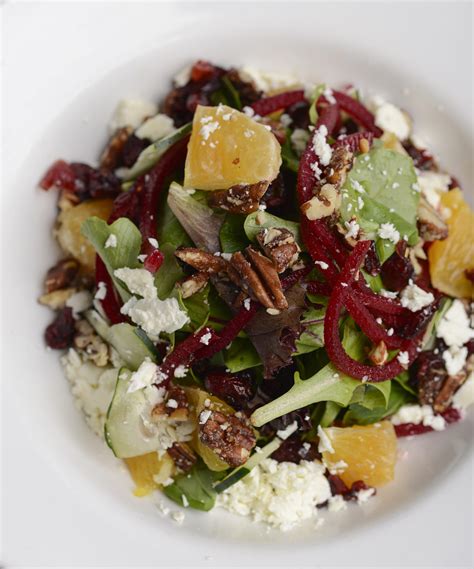 How many protein are in citrus beet salad with walnuts (34254.2) - calories, carbs, nutrition