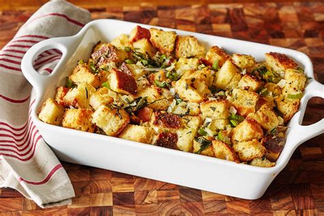 How many protein are in classic stuffing - calories, carbs, nutrition