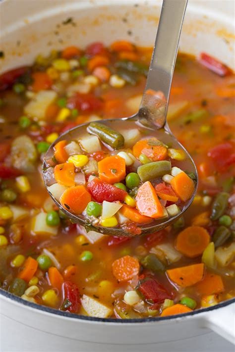 How many protein are in classic vegetable soup - calories, carbs, nutrition