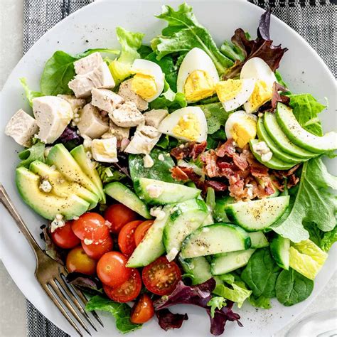 How many protein are in cobb salad-lg - calories, carbs, nutrition