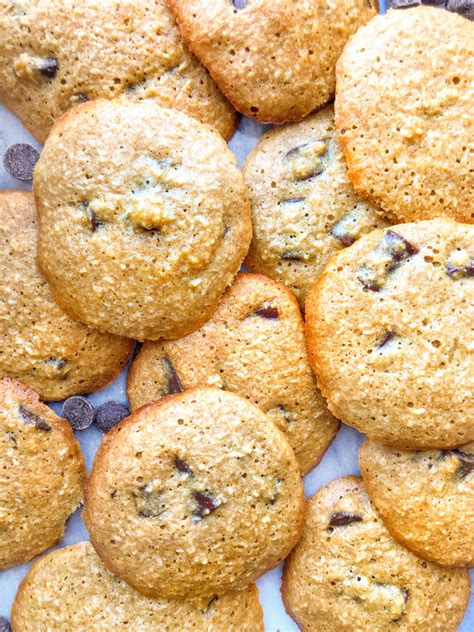 How many protein are in coconut chocolate chip cookie - calories, carbs, nutrition