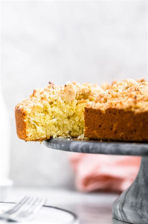 How many protein are in coconut crumble cake - calories, carbs, nutrition