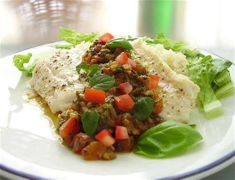 How many protein are in cod fillets with a tomato spinach relish - calories, carbs, nutrition